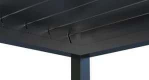 NVISIBLE CONNECTION OF THE GUTTER TO THE PERGOLA CROWN